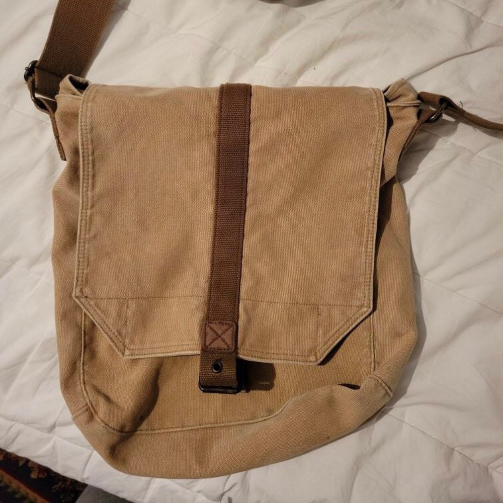 TAN CROSSBODY BAG